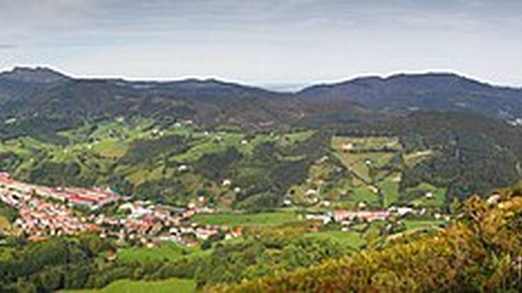 Ekainaren 14an Lesakako Mendi Itzulia