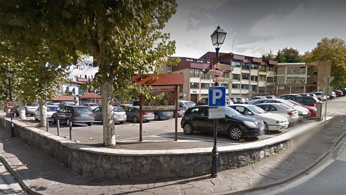 Toki Ona eta Kanttonberriko aparkaleku batzuk soilik beratarrentzat gordeko dituzte
