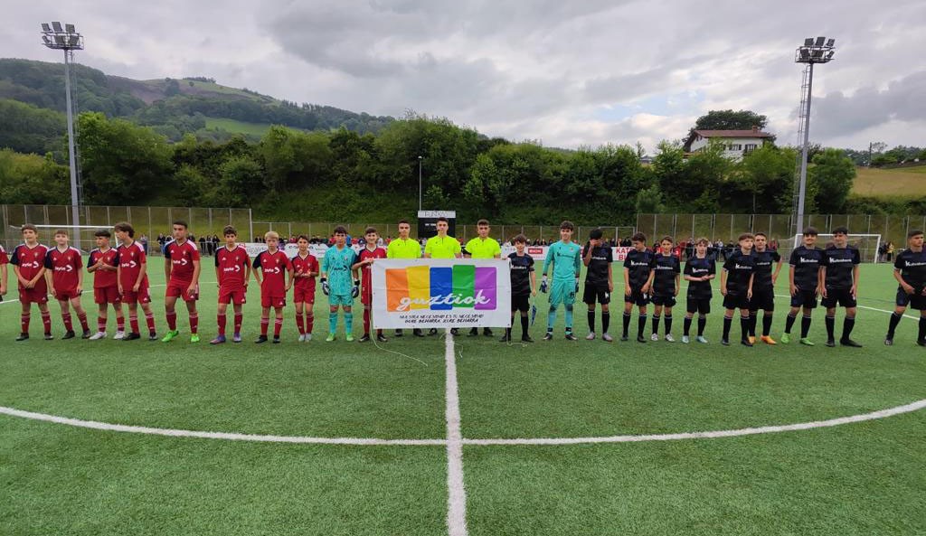 Osasuna nagusitu da Berako Zelaieta futbol txapelketa solidarioan