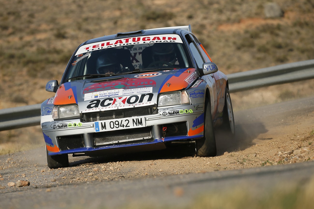 Mattin Villares auto gidari urdazubiarra bigarren izan da Errioxako Callaghan Rallysprintean