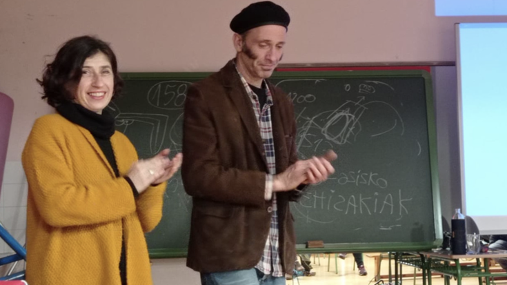 'Sugarren mende' liburua aurkeztuko dute Beran