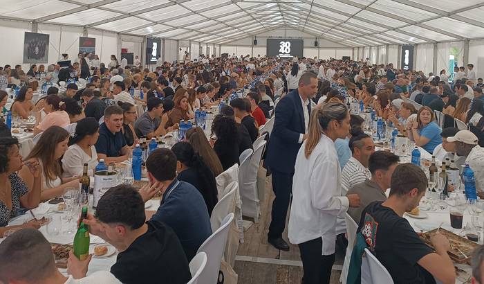 Martiko eta Venta Peioren urteurrenak ospatzera, 1.400 pertsona elkartu dira Dantxarinean