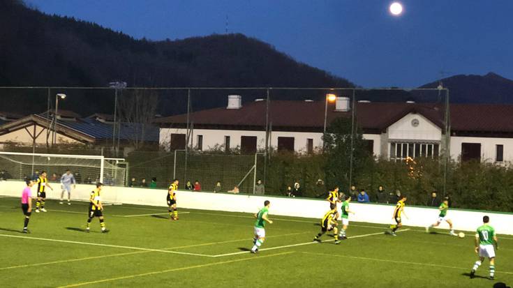 Igoera faserako sailkatzea lortu du Baztan futbol talde nagusiak