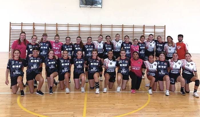 Kopako partidak izanen dituzte igandean Errekako eskubaloi talde nagusiek