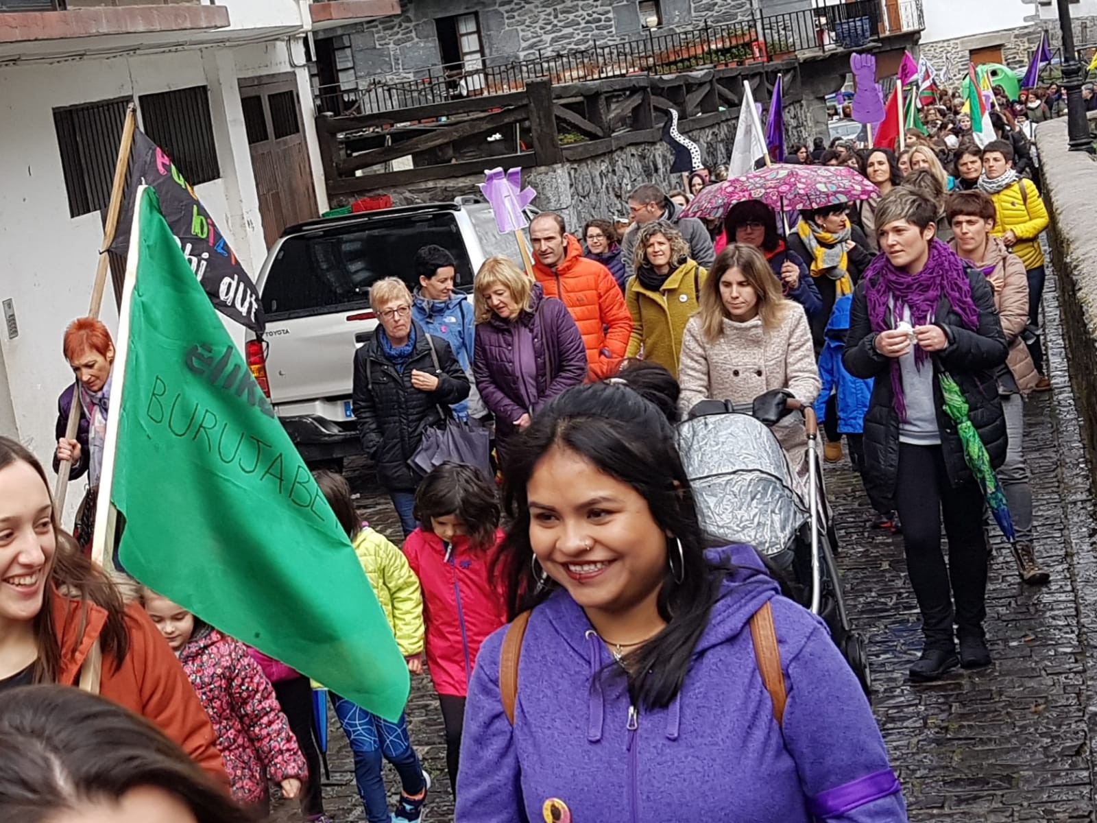 Martxoaren 8an Leitzaldeko greba feministarekin bat egin zuten bi kidek 600 euroko isuna jaso dute