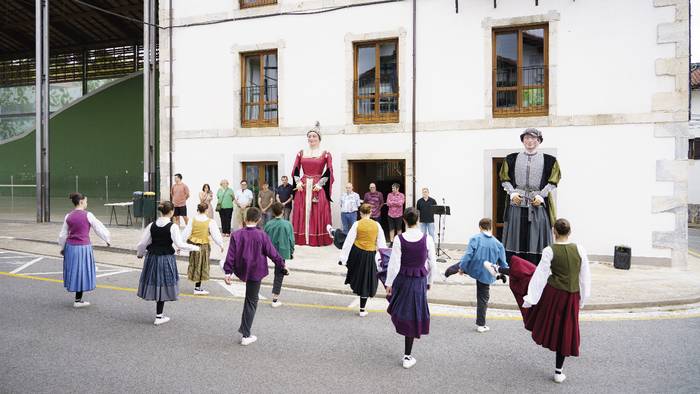 Elizatean egindako lana aurkezteko, ate irekien eguna egin dute Igantzin