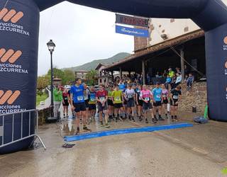 [ARGAZKIAK] 97 kirolari aritu dira Sunbillako III. Mendi Duatloian