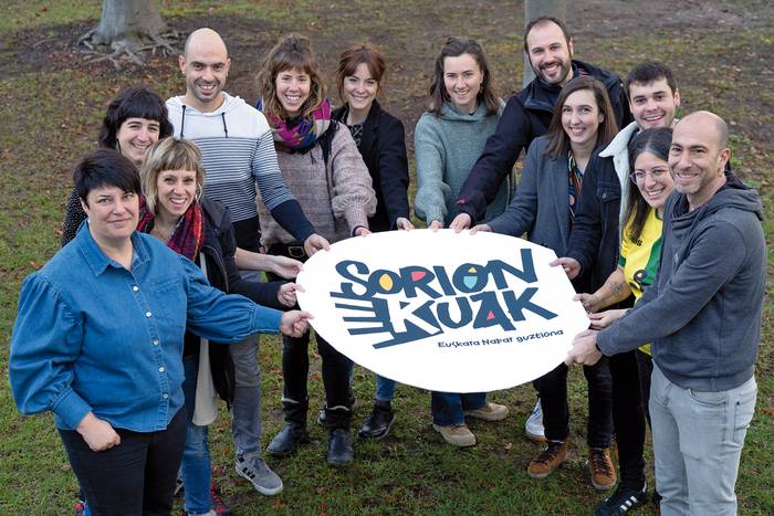 Sorionekuak ekimenarekin bat eginez zubiak betetzeko deia egin dute bihar Bortzirietan eta Leitzan