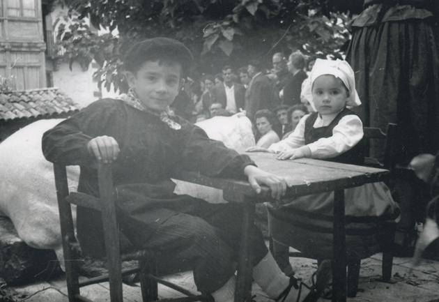 Almandozko bestak ekitaldiz gainezka datoz 