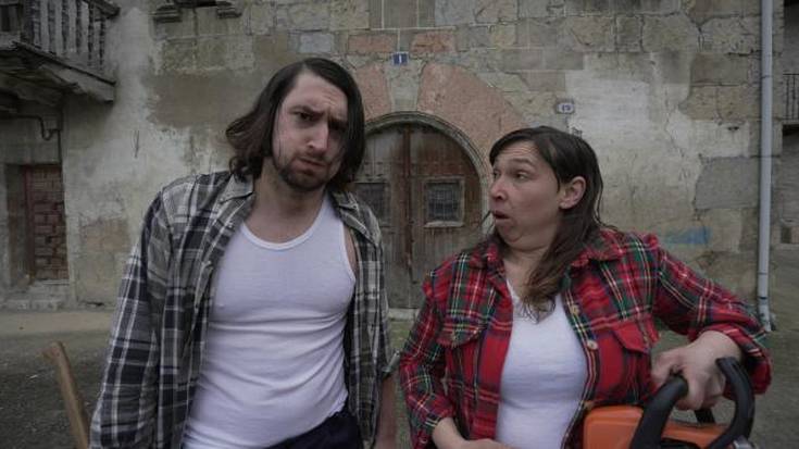 Larunbatean 'Aranburugoitarrak: Herri kirolak' antzerkia emanaldia ikusteko aukera izanen da Donamarian