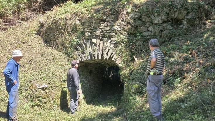 Auzolanean garbitu dute Porrostako gisu labea