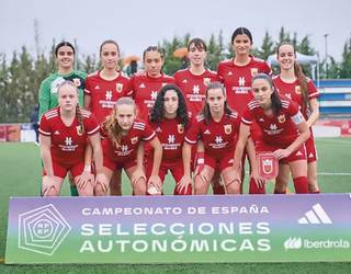 Aloña Aioroa Goñi iturendarra berriro Nafarroako futbol selekzioarekin