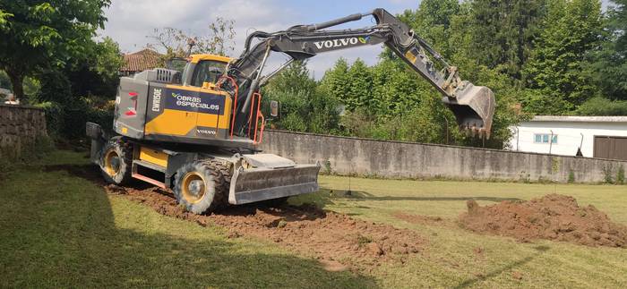 Elizondon Baztanberri auzoko zubia eraikitzeko obrak hasi dituzte