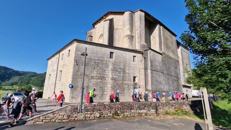 [BIDEOA] Berastegiko mendietan ibili dira Arkupeak elkarteko mendizaleak