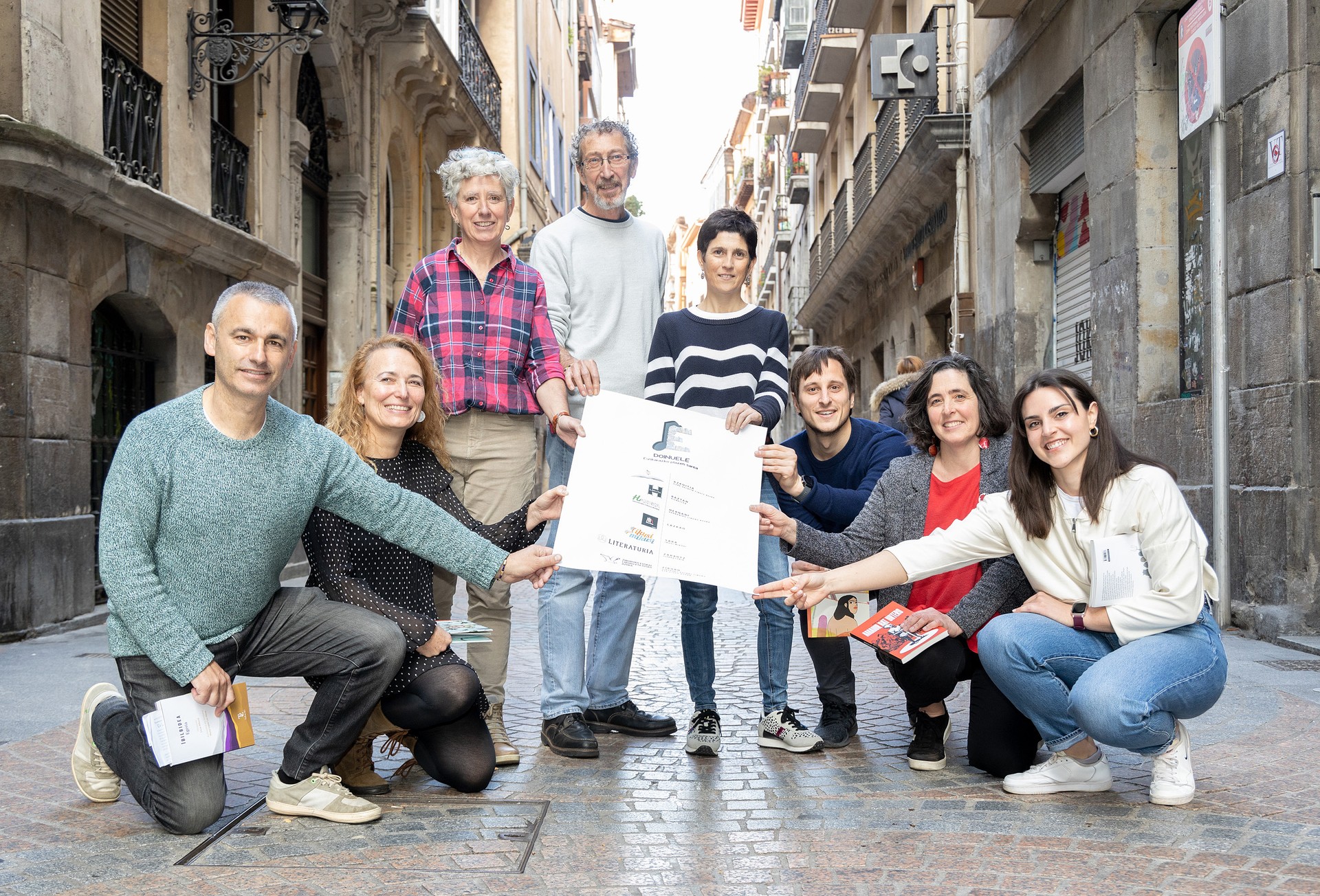 Euskal ekimenak plazaratzeko sarea