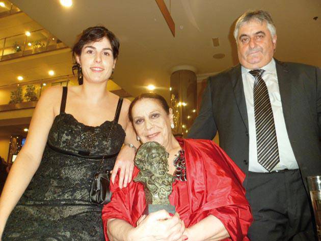 Goya sarien banaketan izan ziren alkatea eta museoko gerentea