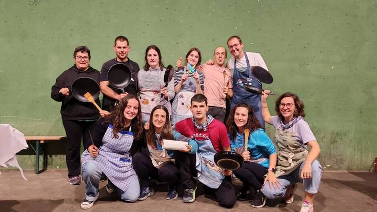 Bigarren asteburuaz disfrutatu eta bestei agurra eman diete gartzaindarrek