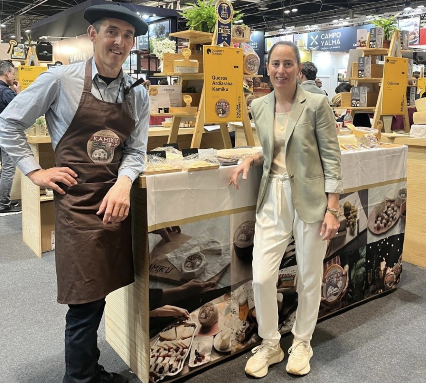 Kamiku gaztandegia saritu dute Nafarroako Gastronomia Akademiaren urteko sarietan