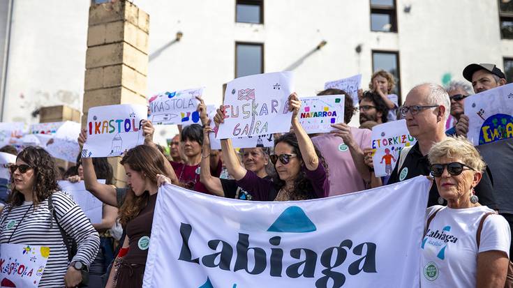 Ikasgela ixteko erabakiarekin «haserre eta suminduta» daude Berako Labiaga Ikastolan