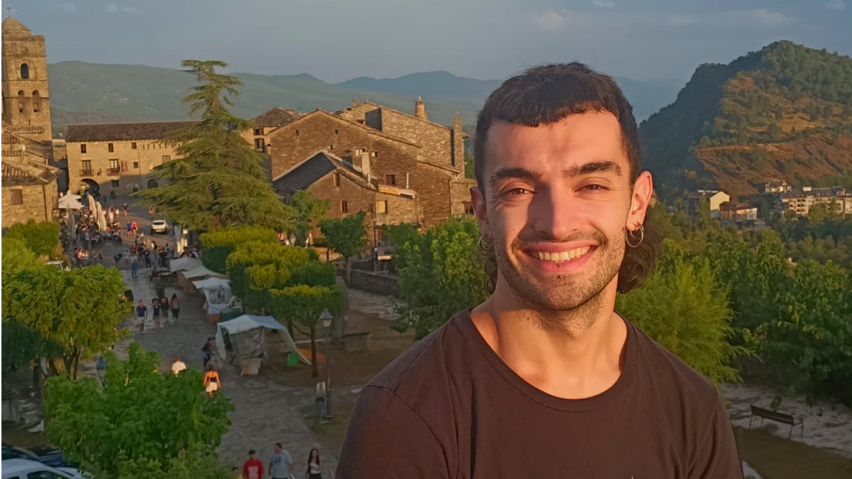 «Saretze horrek babesa ere ematen du»