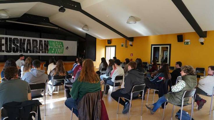 Independentziaren Eguna ospatu dute asteburuan Iruritan