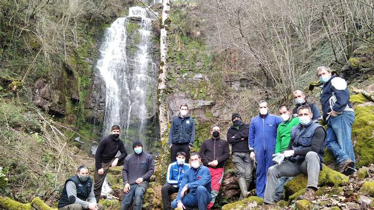 Oinaskako bidea garbitzeko auzolana eginen dute igandean