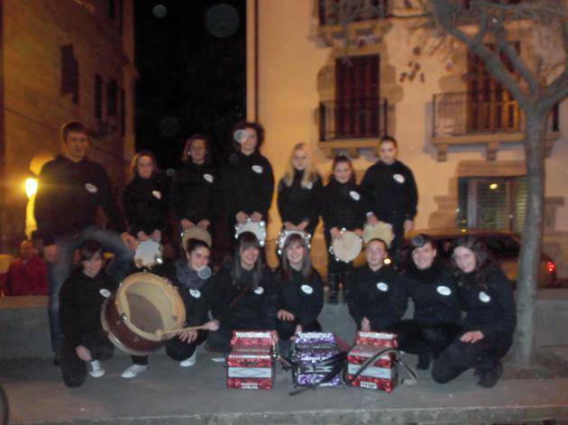 Santa Zeziliako emanaldia Lesakan 