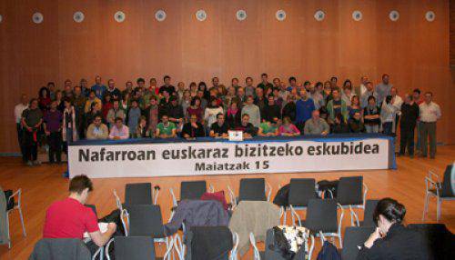 Nafarroan euskaraz bizitzeko eskubidea aldarrikatuko du euskalgintzak maiatzaren 15ean deitutako manifestazioak