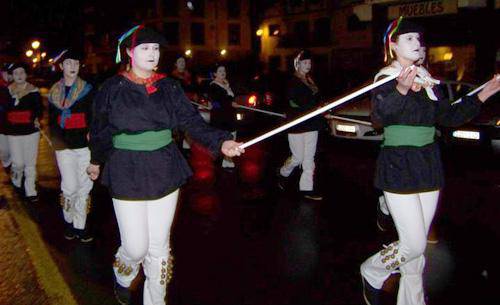 Mairu eta Kristauen ospakizuna berreskuratu du Tantirumairu Euskal Folklore Taldeak