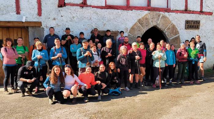 Berako Agerra Mendi Taldeak irteera jendetsua egin du Goizuetara