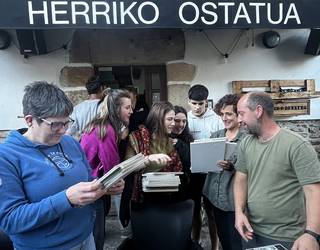 Elgorriagako Herriko Ostatuari buruzko proiektua parte hartzen ari da Landarte 2024 programan