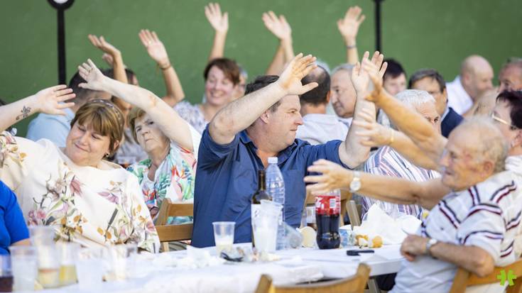 [ARGAZKIAK] Ostegunetik astelehenera ederki gozatu dituzte herriko pestak eratsundarrek
