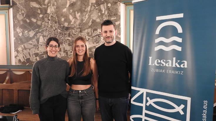 Ane Ordokik eta Miren Etxepetelekuk eskuratu dute Lesakako Udalaren ikasketa bukaerako proiektuetarako beka