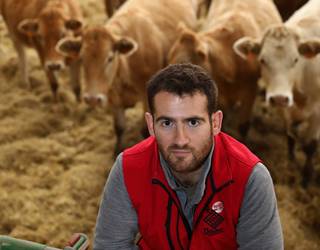 Mercosurrekin ituna eta dermatosia solasbide Pello Sarratearekin