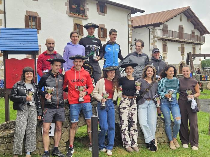 Giro ederra izan dute Berroetako IX. Mendi Lasterketan