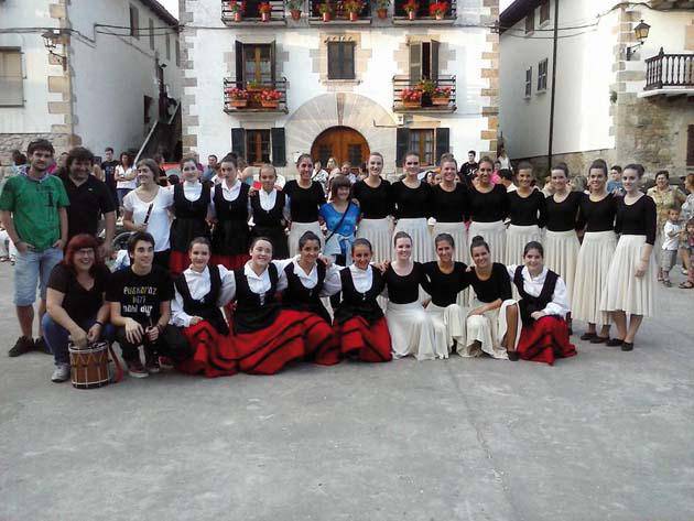 Errekako dantzariak Iruñea Kantuan II jaialdian ariko dira 