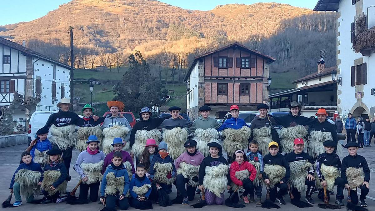 [ARGAZKIAK] Joare soinuak aditu dituzte errege bezperan Aurtizen eta Iturenen