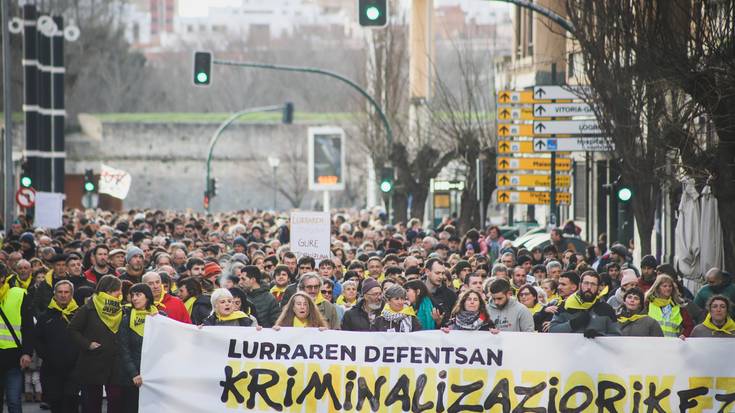 18.000 lagun bildu dira Iruñean Aroztegiko auzipetuen alde