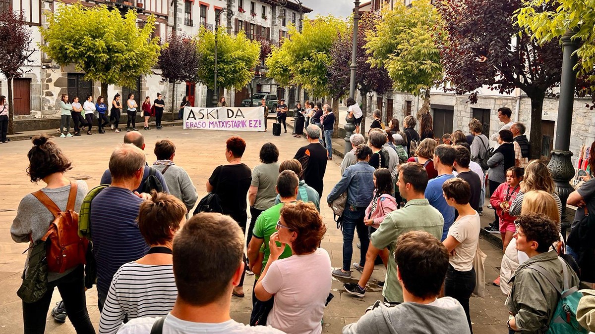 Azken eraso matxistak salatu dituzte Lesakan