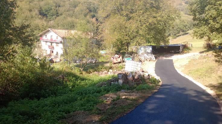 Bideak eta errepideak moldatzeko 378.000 euro inguru bideratuko ditu Baztango Udalak aurten