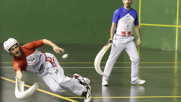 Iruñerriko erremonte profesionaleko final laurdenetako azken bi partidak jokatuko dituzte asteburuan