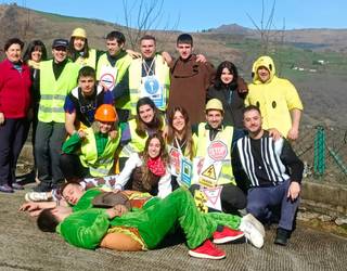 [ARGAZKIAK] Urroztarrak ere ederki ibili dira inauteetan