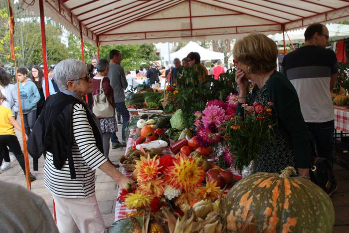 Azoka eguna ospatuko dute Beran larunbatean