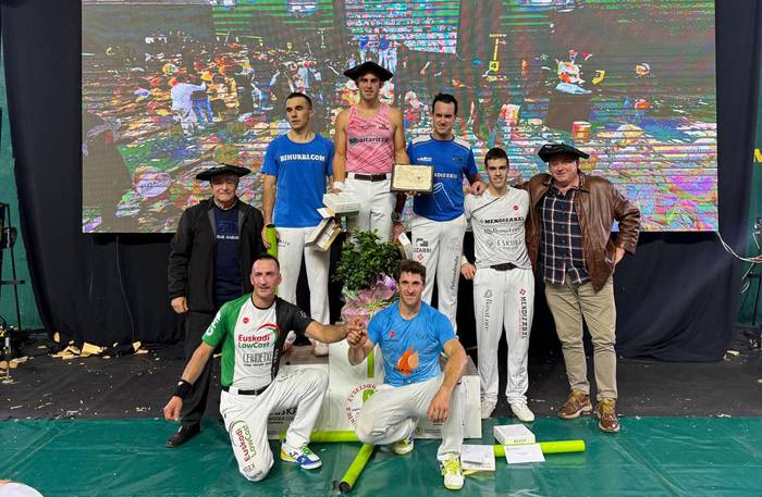 Euskal Herriko aizkolarien txapelketa nagusia laugarrenez irabazi du Iker Vicentek