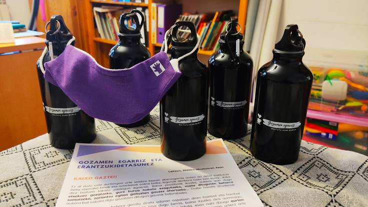 ‘Gozamen egarriz eta erantzukidetasunez” kanpaina abian jarri dute Leitzaldean eta Urumealdean