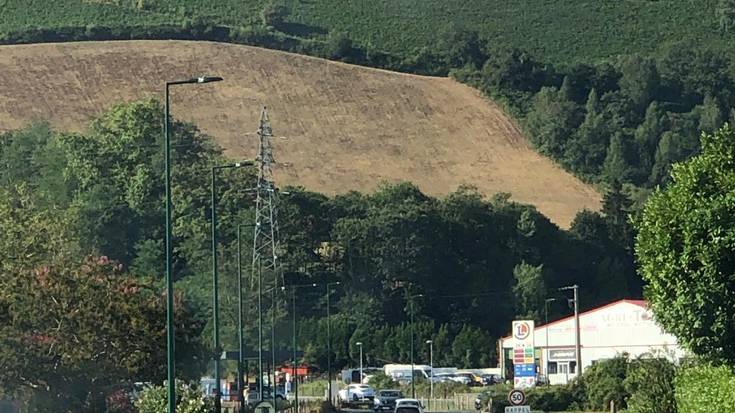 LIBRe kolektiboko laborariek sustengu bazkaria antolatu dute Ortzaizen