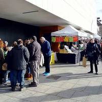 Baztango artisautza eta nekazaritza elikagaien azoka izanen dute larunbatean Elizondon