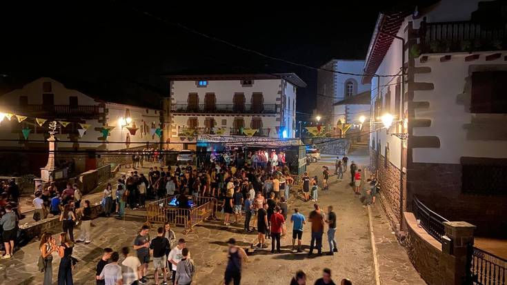 Lekarozko bestetarat joateko Gan-torri busa izanen da larunbat gauean