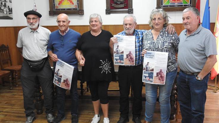 Urriaren 5ean Donezteben eginen den ‘Euskal Artzainak Mendian’ bazkarirako txartelak hartzeko azken egunak dira