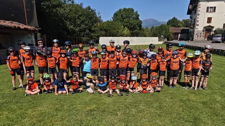 Baztandarra Txirrindulari taldea denboraldi berriari begira